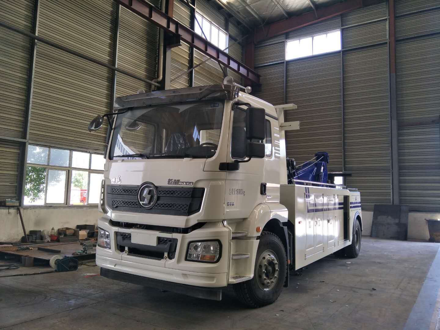 十月最新清障車廠家現(xiàn)車 (77)