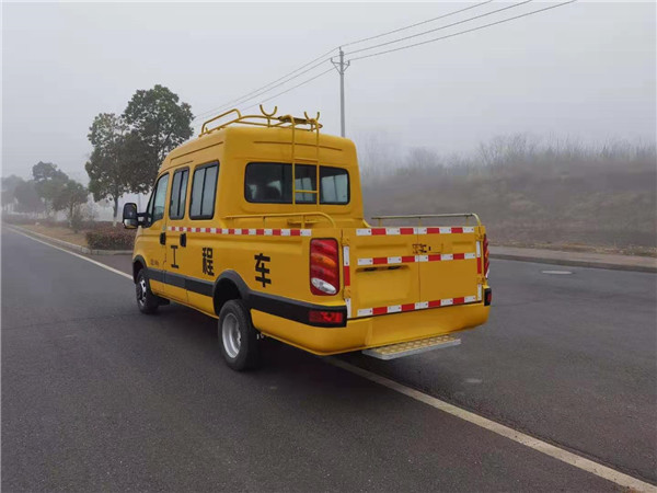 福特V348救險(xiǎn)車_應(yīng)急救險(xiǎn)車_福特V348氣防車