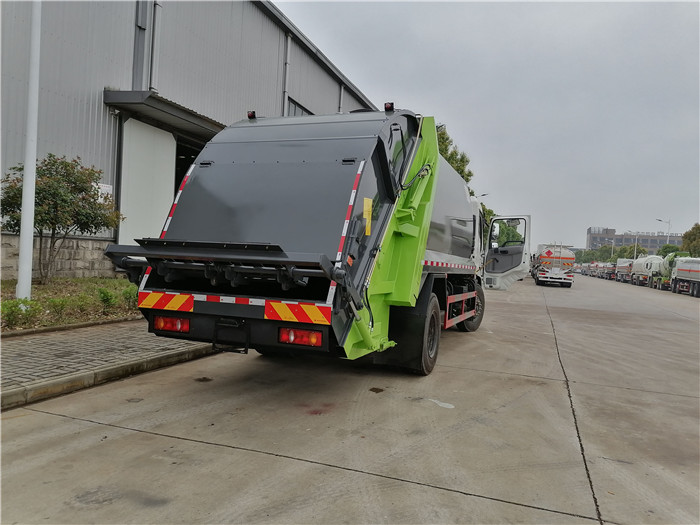 20方壓縮式垃圾車裝載量大_能下地下室的壓縮垃圾車_分期買車更快捷