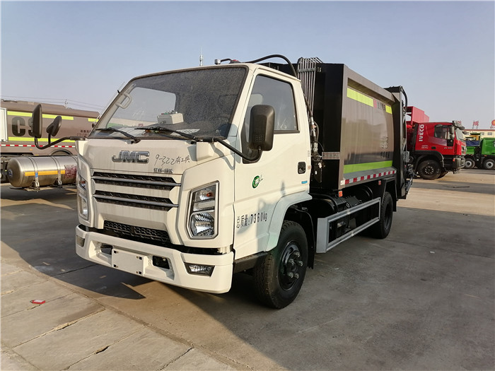 慶鈴壓縮式垃圾車_東風(fēng)藍(lán)牌壓縮垃圾車_質(zhì)保3萬(wàn)公里