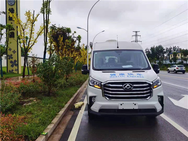 輕客疫苗流動接種車_疫苗接種車廠家電話_移動疫苗接種車