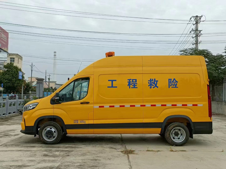 工程搶險車 自來水管網(wǎng)工程車 供熱管道應(yīng)急搶險車 國家電網(wǎng)應(yīng)急搶險車