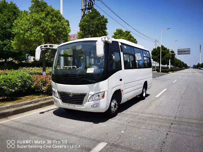 浦東新區(qū)7.2米通勤客車 客車出口 出口客車 客運(yùn)客車 東風(fēng)客車 客車玻璃二手