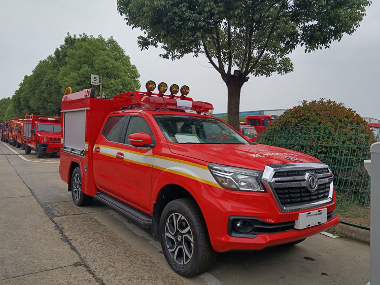 皮卡越野四驅(qū)消防救援車貴州云南 高壓水罐5方消防車_國(guó)六水罐消防救援車