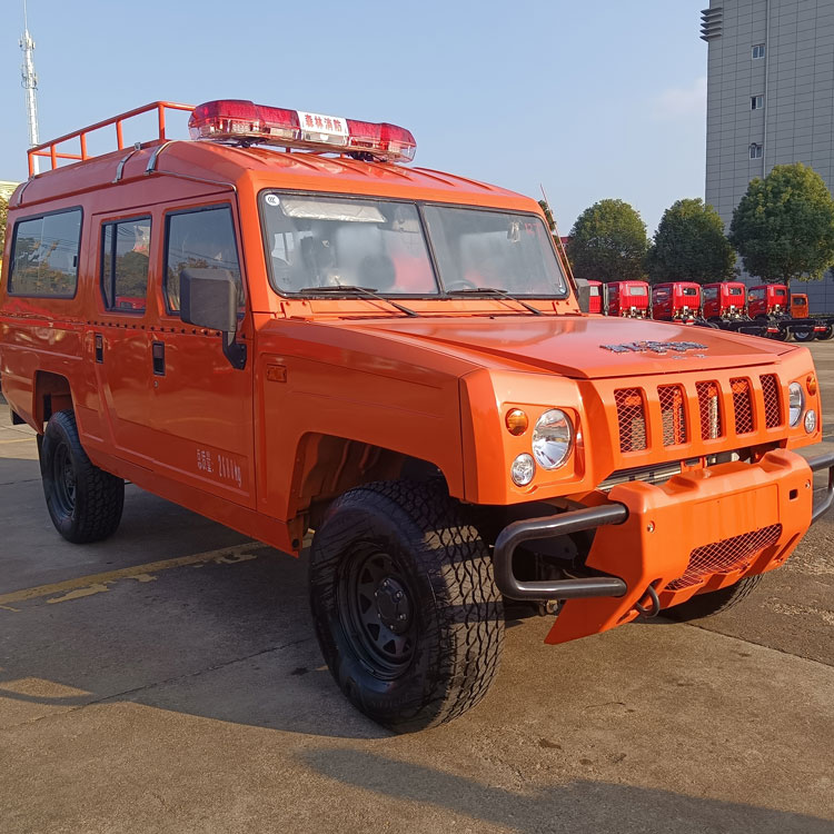 四驅(qū)器材消防無人機信息處理車_山東湖北 高壓水罐5方消防車_國六水罐消防救援車