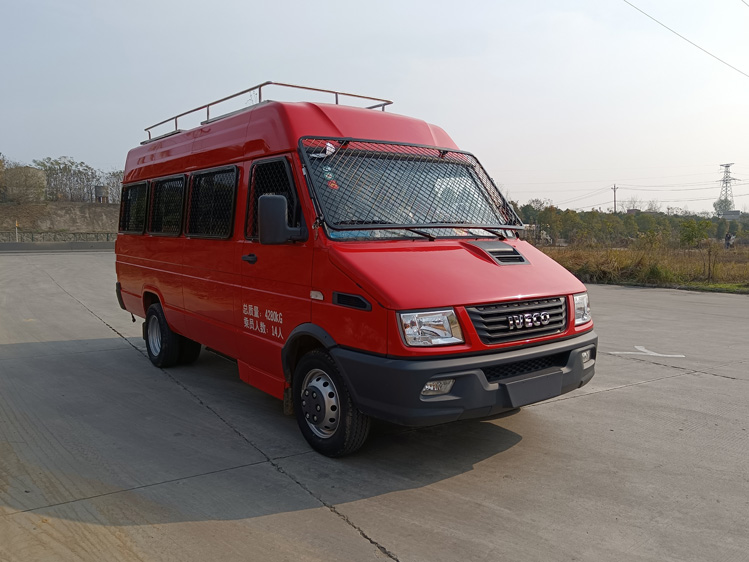 四驅(qū)器材消防無人機(jī)信息處理車_山東湖北 小型巡邏車_城市鄉(xiāng)鎮(zhèn)民用水罐救援滅火車