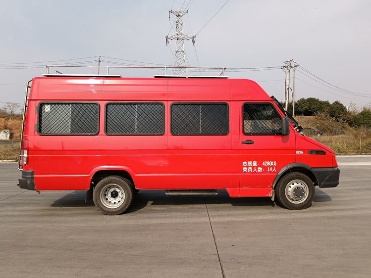 四驅(qū)器材消防無人機信息處理車_山東湖北 社區(qū)街道滅火救援車_高壓箱式救援車