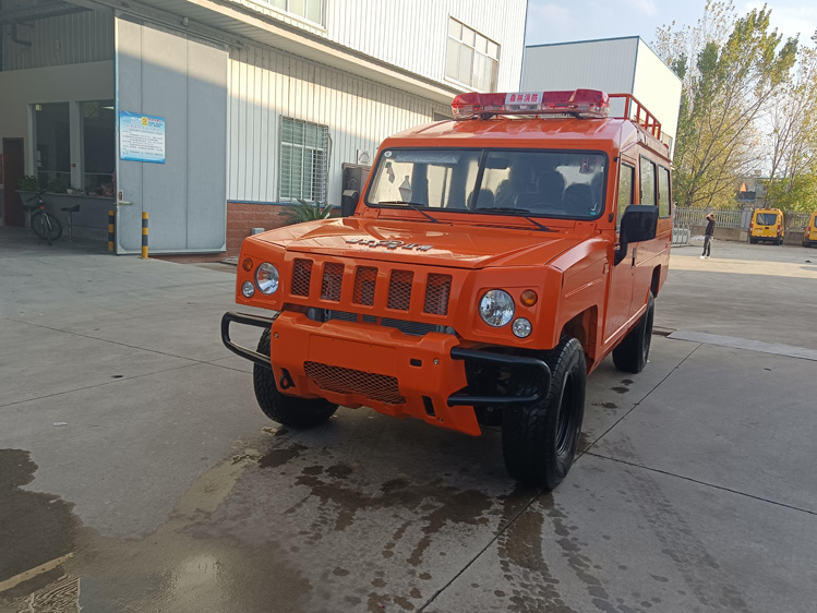 10-15人消防應(yīng)急運兵車_越野運兵巡邏車 北汽四驅(qū)運兵車_消防應(yīng)急指揮車 