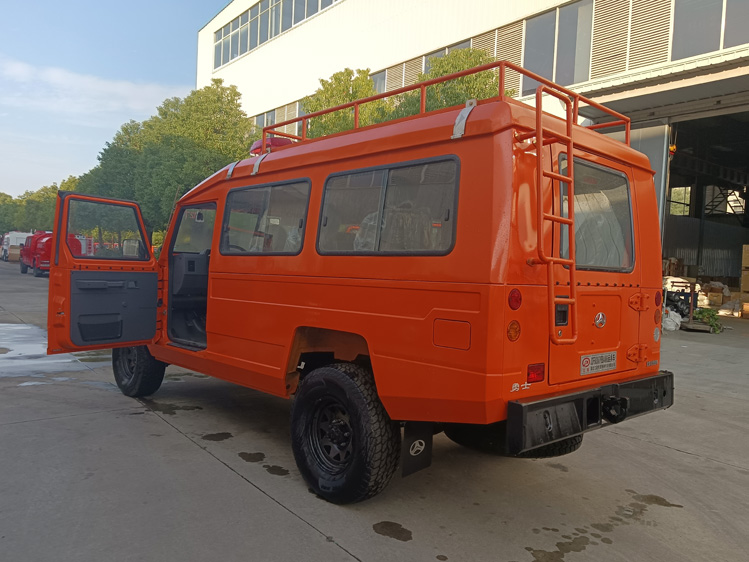 10-15人消防應(yīng)急運兵車_越野運兵巡邏車 北汽四驅(qū)運兵車_消防應(yīng)急指揮車 