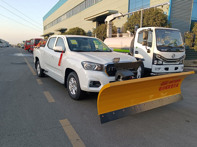 自動(dòng)擋除雪車_大型環(huán)衛(wèi)車載式推雪鏟 國六小型路面掃雪車量大批發(fā)價(jià)