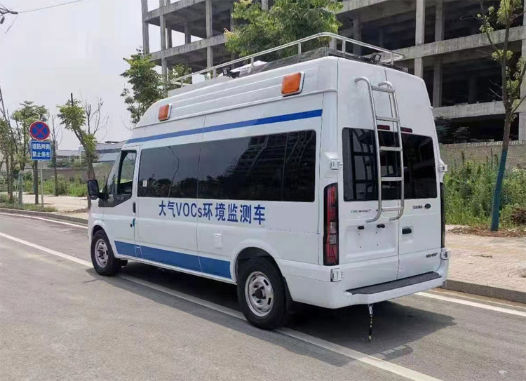 江鈴全順福特多功能檢測(cè)車環(huán)境監(jiān)測(cè)車汽車尾氣檢測(cè)車油品質(zhì)檢車