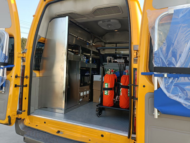 化工氣體救援氣防車_森林防火救援車_依維柯藍牌救險車 山東化工園區(qū)氣防車 福特應(yīng)急救援氣防車_皮卡氣防救險車_供電線路搶修氣防車