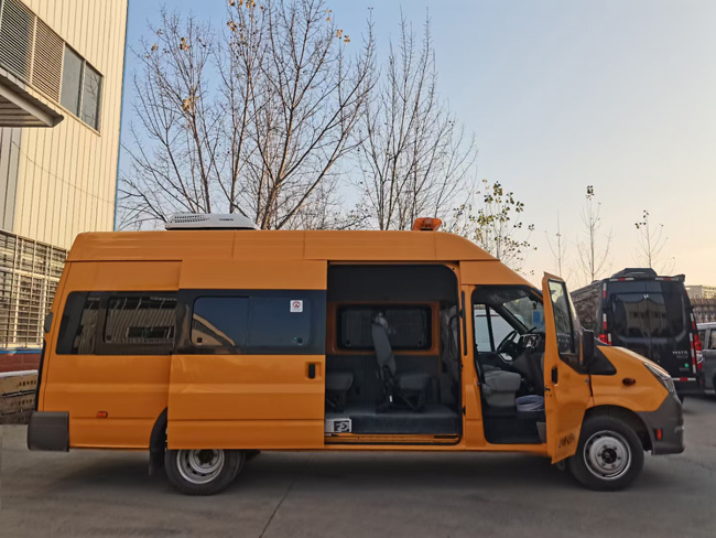 化工熱力氣防車_福特V362救援氣防車_防汛排水搶修氣防車 山東化工園區(qū)氣防車 福特應(yīng)急救援氣防車_皮卡氣防救險(xiǎn)車_供電線路搶修氣防車