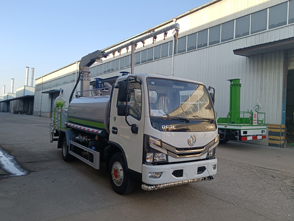 東風天錦鐵路抑塵車_鐵路道路抑塵車大型鐵路抑塵車_礦區(qū)抑塵降塵車_5噸鐵路抑塵車價格好_15噸多功能噴灑車